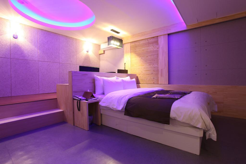 Hotel Pharaoh Seul Exterior foto