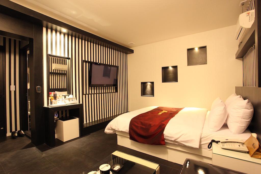 Hotel Pharaoh Seul Exterior foto